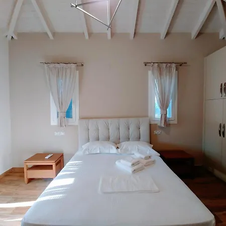 *fryni*/5' From Sea & Center/mountain View