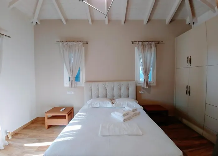 *fryni*/5' From Sea & Center/mountain View